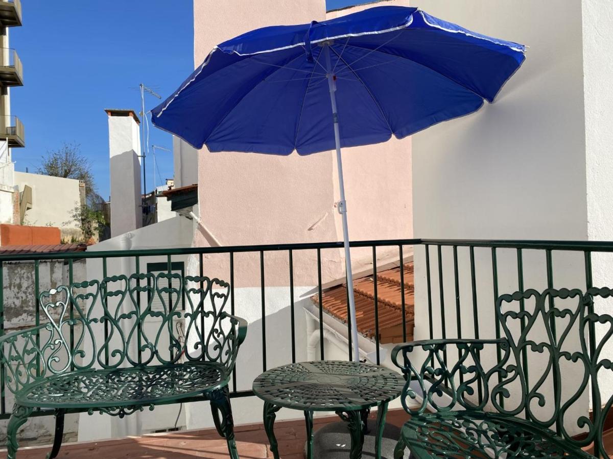 Moderno Apartamento Em Bairro Tipico Lisboeta Lisboa Eksteriør billede